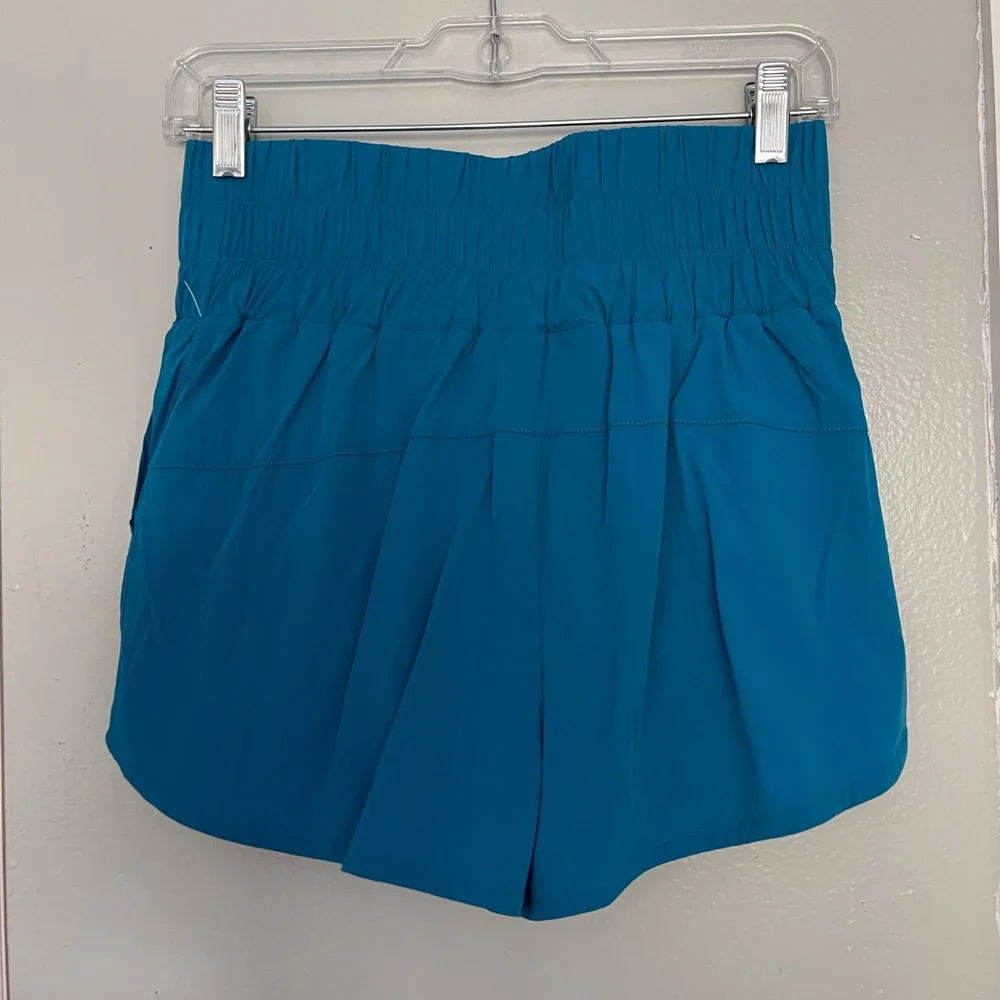 Joylab high waisted flowy shorts - Picture 3 of 5